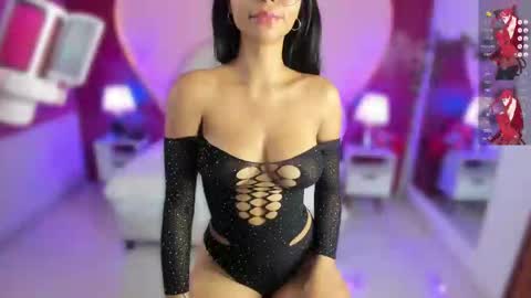 Laura MartinGMT-5 2200-0600 online show from February 21, 2025, 12:49 am