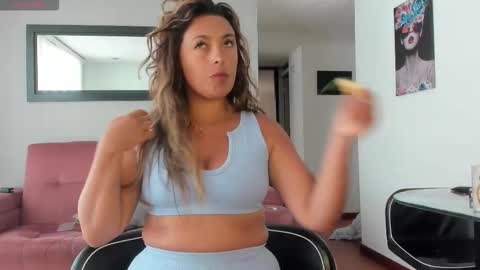 Laura online show from February 19, 2026, 8:49 pm