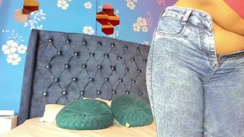 Laura online show from June 3, 2026, 11:02 am