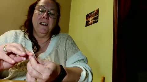 laureanne online show from February 21, 2025, 8:27 pm