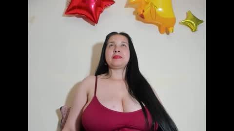 laureen777 online show from February 15, 2025, 11:03 pm