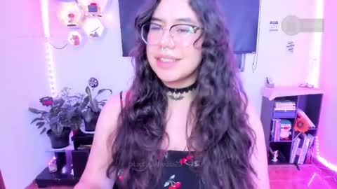  Im Lauren  independent model   online show from March 4, 2025, 3:33 am