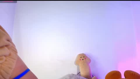    1      online show from February 5, 2025, 1:15 am