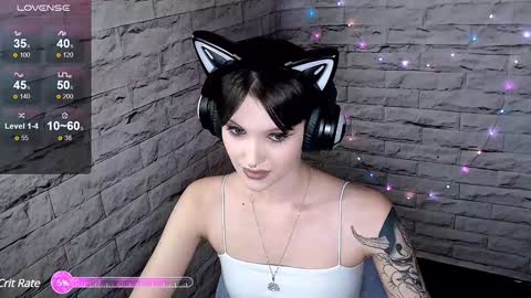 Eva online show from December 3, 2024, 5:23 pm