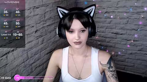 Eva online show from December 6, 2024, 5:33 pm