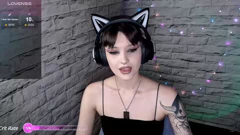 Eva online show from January 22, 2025, 4:12 pm