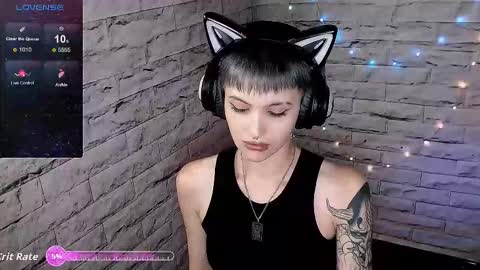 Eva online show from September 13, 2025, 6:18 pm