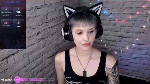 Eva online show from October 5, 2025, 6:06 pm