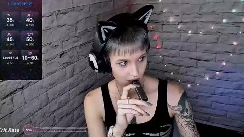 Eva online show from October 14, 2025, 4:41 pm