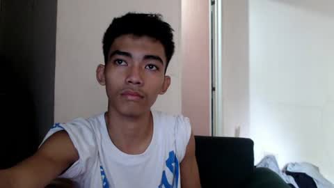 Snapshot of laurence_cuttieguyhere chatting on July 1, 2026, 4:03 am laurence_cuttieguyhere online show from July 1, 2026, 4:03 am