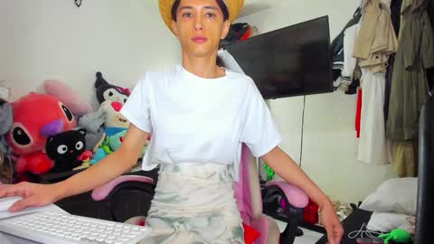 SF online show from October 27, 2025, 5:50 pm