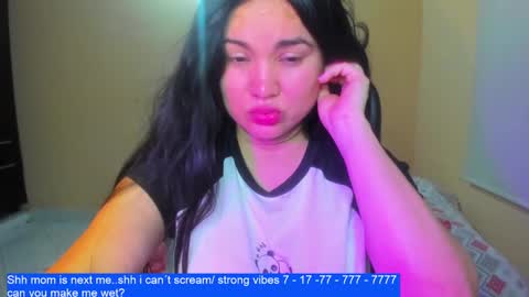 onlyfan laureng7 - 7 laureng2 online show from January 22, 2025, 10:05 pm