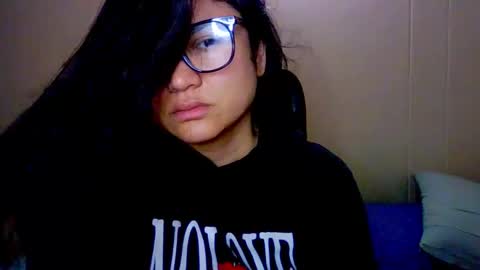 onlyfan laureng7 - 7 laureng2 online show from September 18, 2025, 3:47 pm