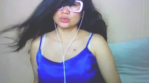 onlyfan laureng7 - 7 laureng2 online show from February 5, 2026, 3:49 pm