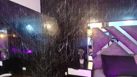 LaurenHazel  online show from November 18, 2025, 7:51 pm