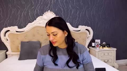 Laura online show from December 1, 2025, 8:08 am