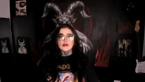 Snapshot of laurenrousexx chatting on June 20, 2026, 7:00 am LAUREN INDEPENDENT MODEL HELP ME REACH 100 LIKES PLS online show from June 20, 2026, 7:00 am