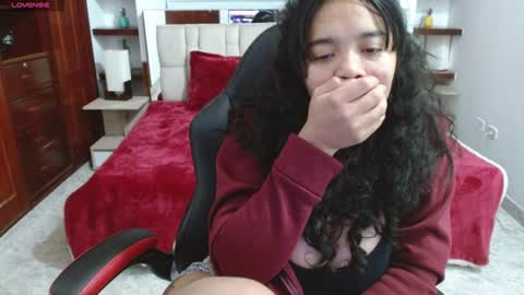 Snapshot of laurent1_ chatting on January 31, 2025, 4:58 am laurent online show from January 31, 2025, 4:58 am