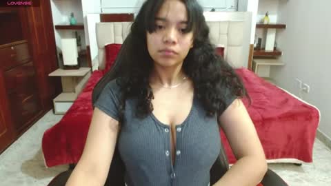 Snapshot of laurent1_ chatting on February 5, 2025, 3:23 am laurent online show from February 5, 2025, 3:23 am