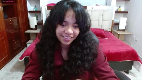 Snapshot of laurent1_ chatting on February 10, 2025, 9:58 am laurent online show from February 10, 2025, 9:58 am