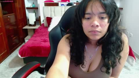 Snapshot of laurent1_ chatting on February 12, 2025, 6:08 am laurent online show from February 12, 2025, 6:08 am