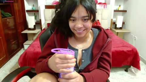 Snapshot of laurent1_ chatting on February 15, 2025, 9:16 am laurent online show from February 15, 2025, 9:16 am