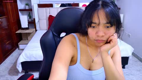 Snapshot of laurent1_ chatting on September 15, 2025, 3:06 am laurent online show from September 15, 2025, 3:06 am