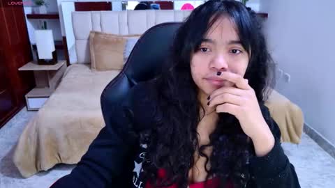 Snapshot of laurent1_ chatting on September 19, 2025, 3:19 am laurent online show from September 19, 2025, 3:19 am