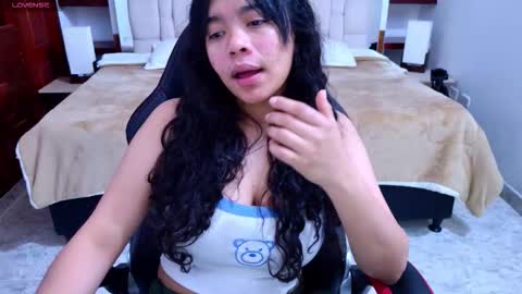 Snapshot of laurent1_ chatting on September 23, 2025, 3:09 am laurent online show from September 23, 2025, 3:09 am