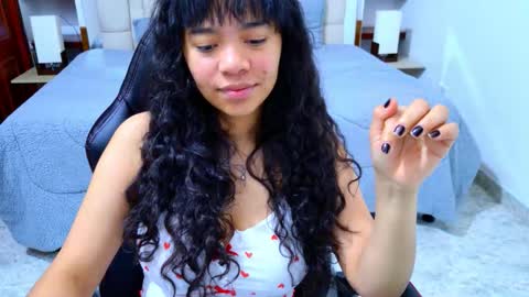 Snapshot of laurent1_ chatting on November 3, 2025, 3:08 am laurent online show from November 3, 2025, 3:08 am