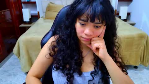 Snapshot of laurent1_ chatting on December 4, 2025, 3:16 am laurent online show from December 4, 2025, 3:16 am