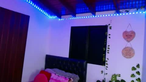 marcela online show from March 16, 2026, 5:44 am