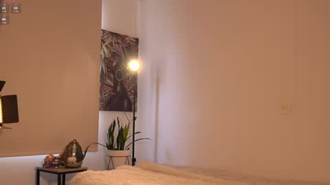 laurita_4 online show from February 10, 2025, 1:11 pm