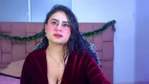  LaurynJeffers  online show from November 22, 2025, 5:50 am