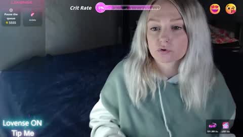 Lauryn Roxx online show from November 18, 2025, 10:03 pm