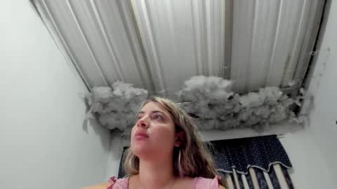 Snapshot of lauu_g chatting on February 26, 2026, 10:03 am Lauu G online show from February 26, 2026, 10:03 am