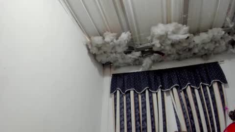 Lauu G online show from April 22, 2026, 12:18 pm