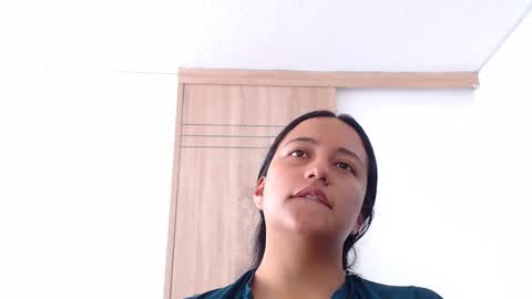 Laura online show from November 17, 2025, 5:19 pm