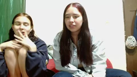 lauxury_d online show from June 6, 2026, 3:44 am