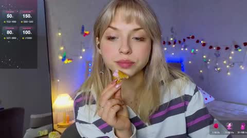 Melissa online show from March 11, 2025, 1:23 pm