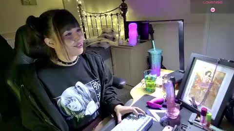 Lavenderrzz online show from February 5, 2026, 2:22 pm