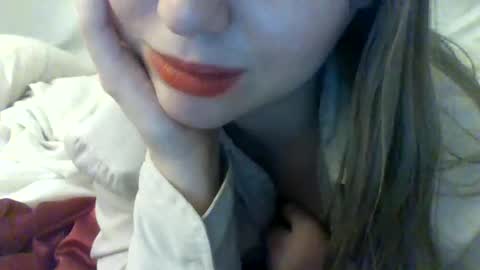 layannalea online show from January 20, 2025, 4:21 am