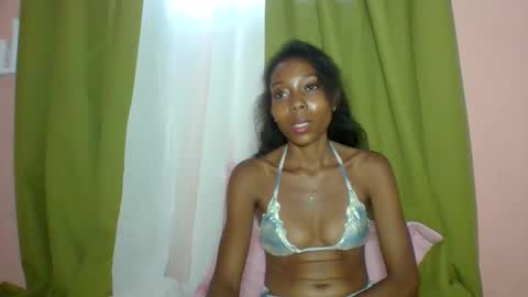 layannek online show from March 16, 2026, 5:44 am