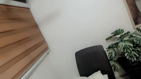 layla47649867 online show from June 8, 2026, 1:28 am