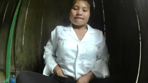 layla_999 online show from May 30, 2026, 4:31 am