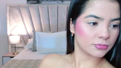 Snapshot of layla_breezee_ chatting on July 13, 2026, 11:35 am Layla Breezee online show from July 13, 2026, 11:35 am