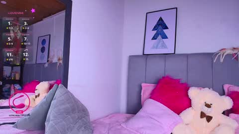 Layla online show from January 14, 2025, 10:27 am