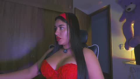 Snapshot of layla_nicols chatting on July 12, 2026, 3:08 am Layla online show from July 12, 2026, 3:08 am