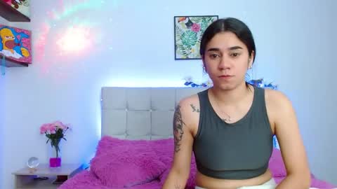 Lia and Rachel online show from January 15, 2025, 4:57 am