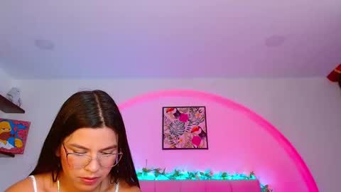 Lia and Rachel online show from October 23, 2025, 11:24 pm